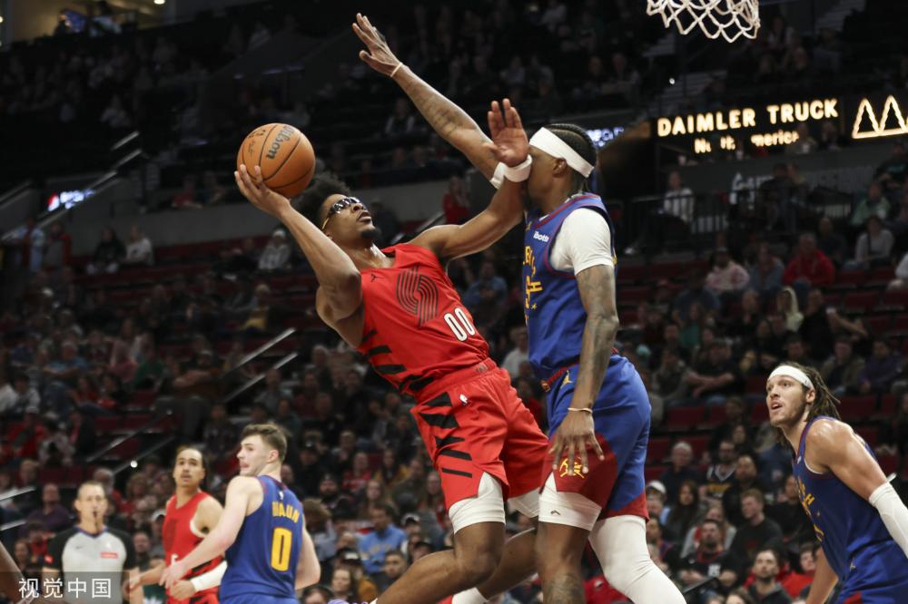 拉森的加盟 拉森的加盟